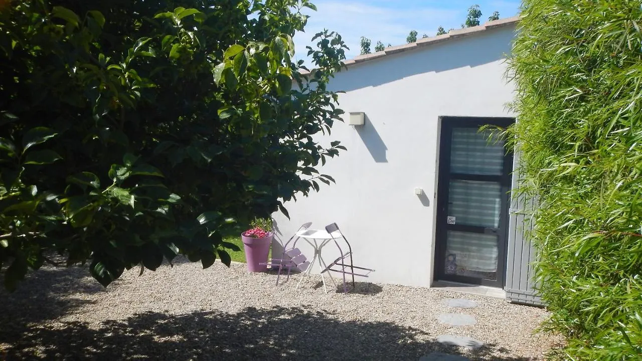 Holiday home Le Gite Lou Jas Eyragues